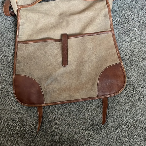 Vintage Prada messenger bag - Picture 4 of 13